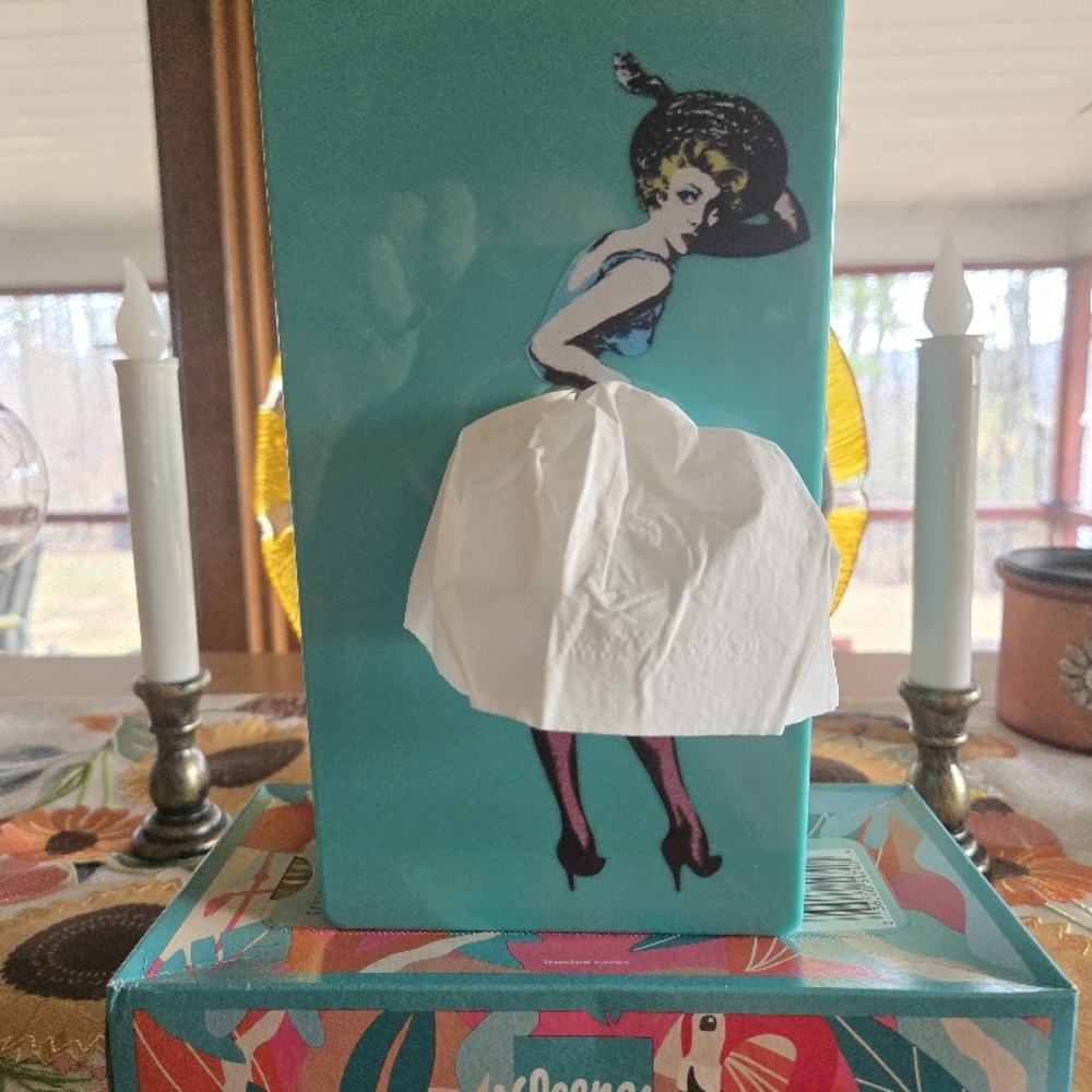 Vintage Inspired Tissue Box